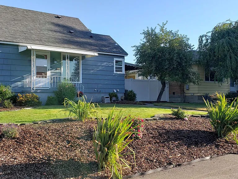 3614 W Kiernan Ave — Photo 1