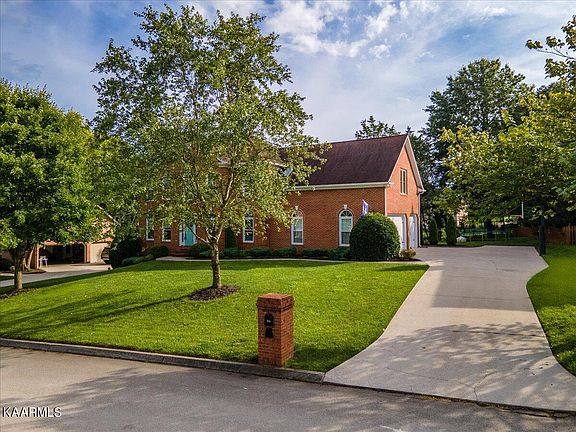 5th image of 214 Treyburn Dr