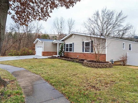 2nd image of 4336 Honeydew Ln