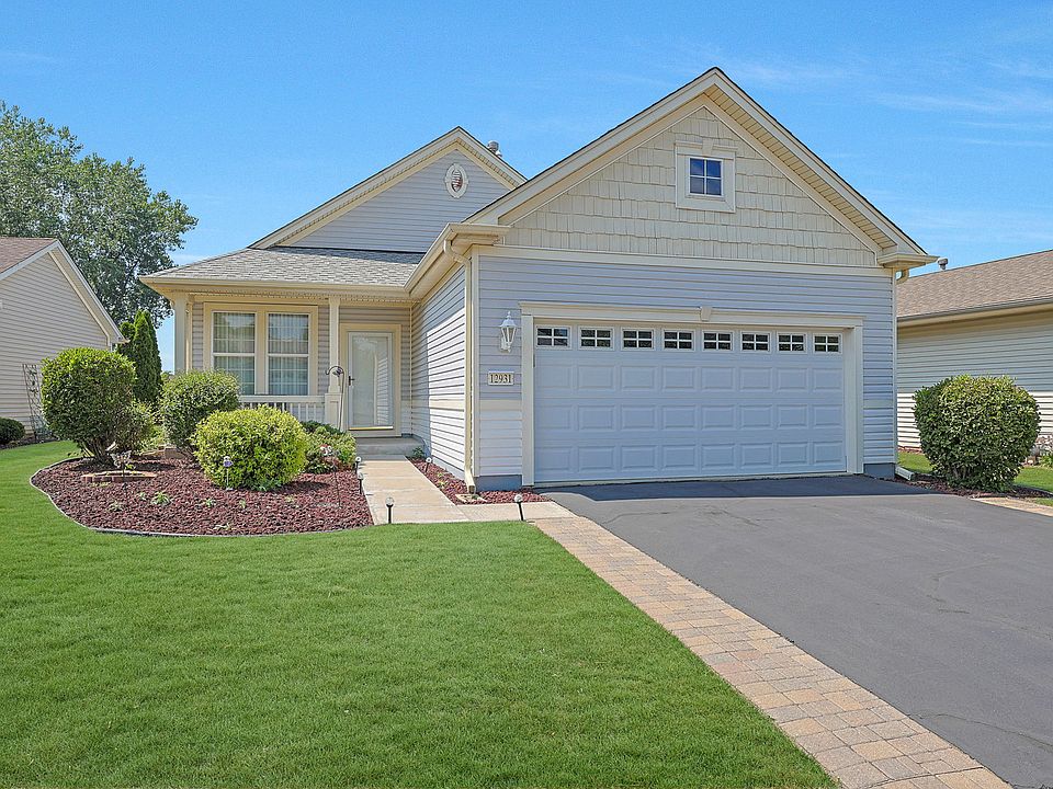 1st image of 12931 Applewood Dr