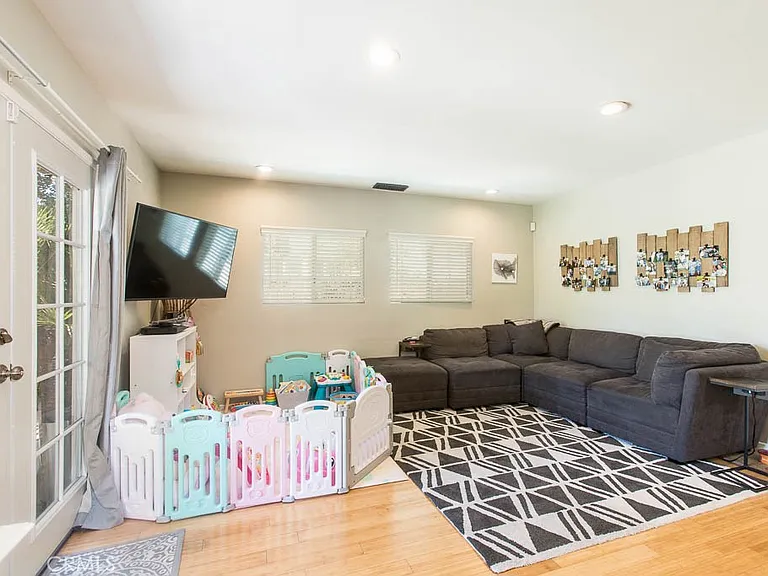 16907 Marlin Pl — Photo 31