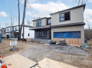 129 Rivervale Rd, River Vale, NJ 07675