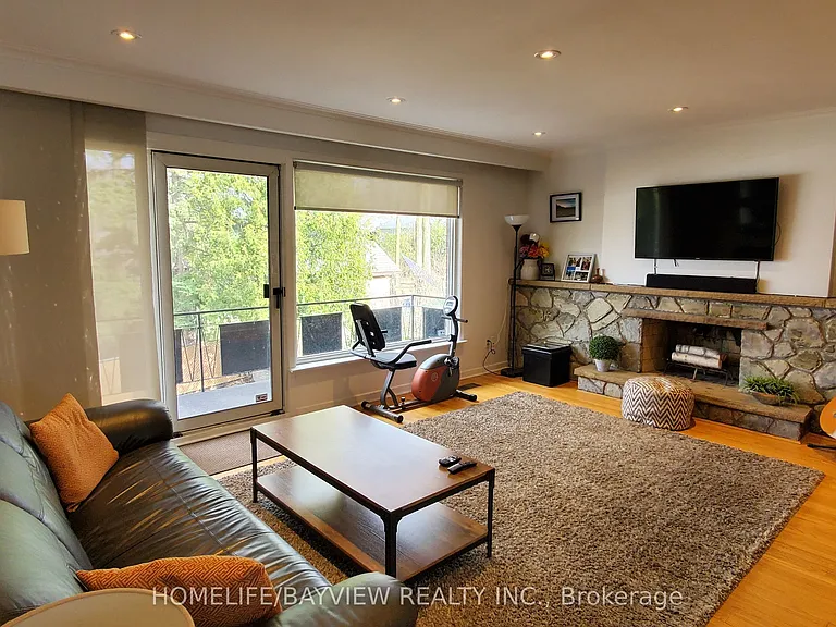 249 Wincott Dr — Photo 2