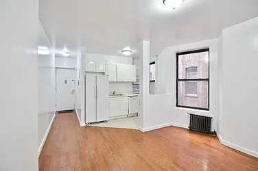 Rented by Julianna Realty Corp