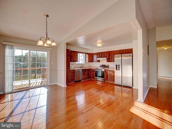 3rd image of 22019 Clipper Dr