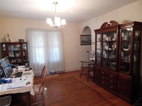 5th image of 31657 Flynn Ave