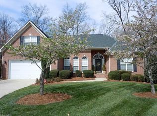 8 Tinker Ct, Greensboro, NC 27455