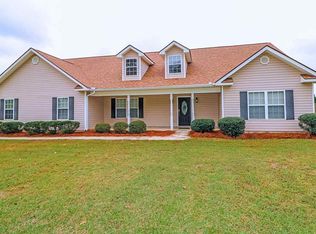 206 Lillian Dr, Byron, GA 31008