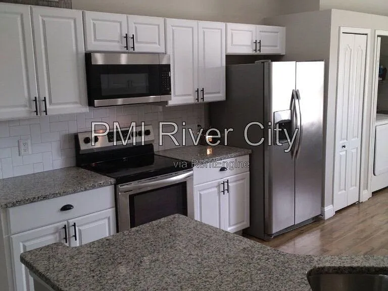 2320 Locustwood Ct — Photo 17