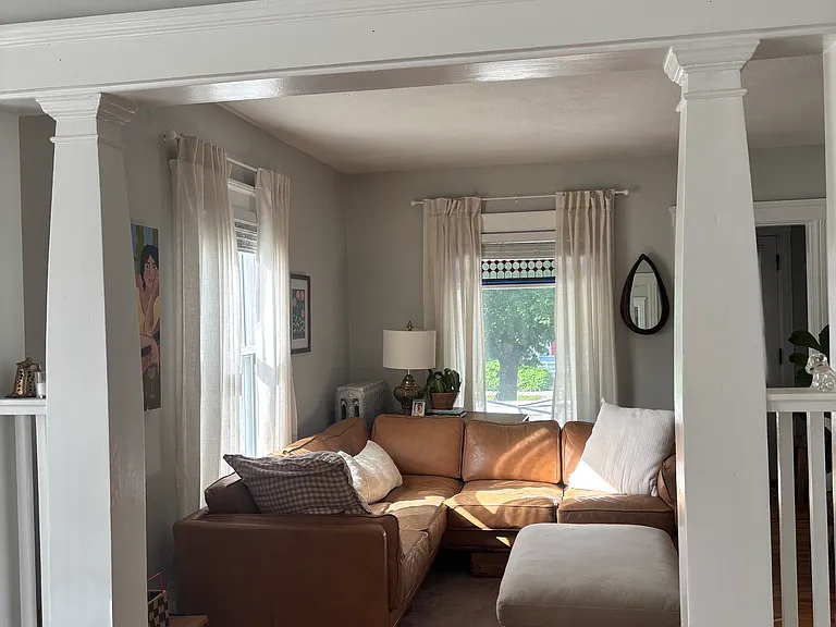 519 Brighton Ave — Photo 2
