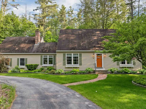 3 Dove Street, Wolfeboro, NH 03894