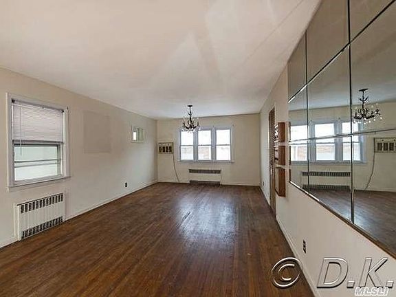 4th image of 225 W Olive St
