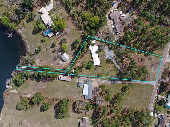 5th image of 370 Twin Lakes Dr