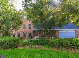 11402 Octagon Ct, Fairfax, VA 22030
