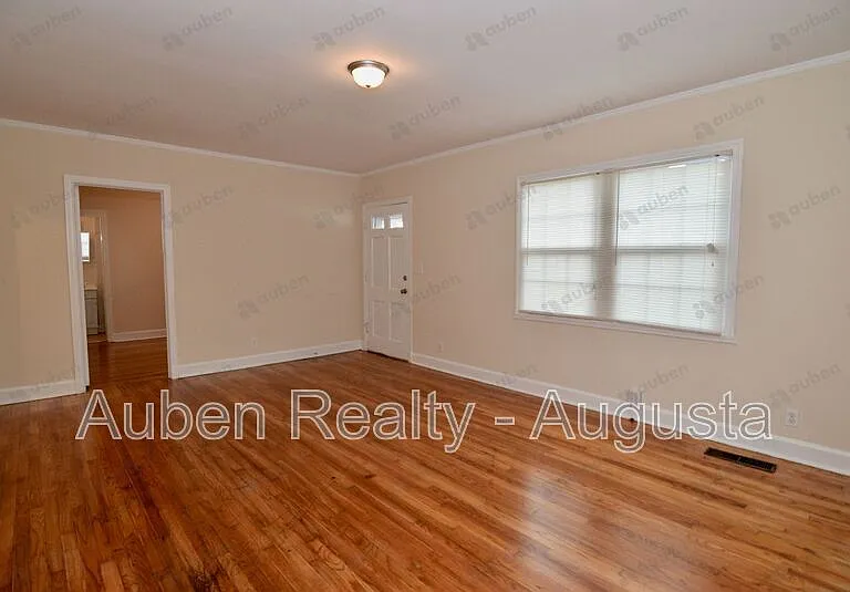 1430 Jackson Rd — Photo 5