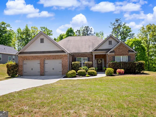 170 Savannah Dr, Senoia, GA 30276