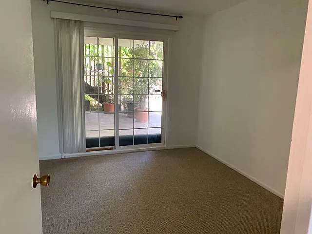 2113 Rose St #1 — Photo 11