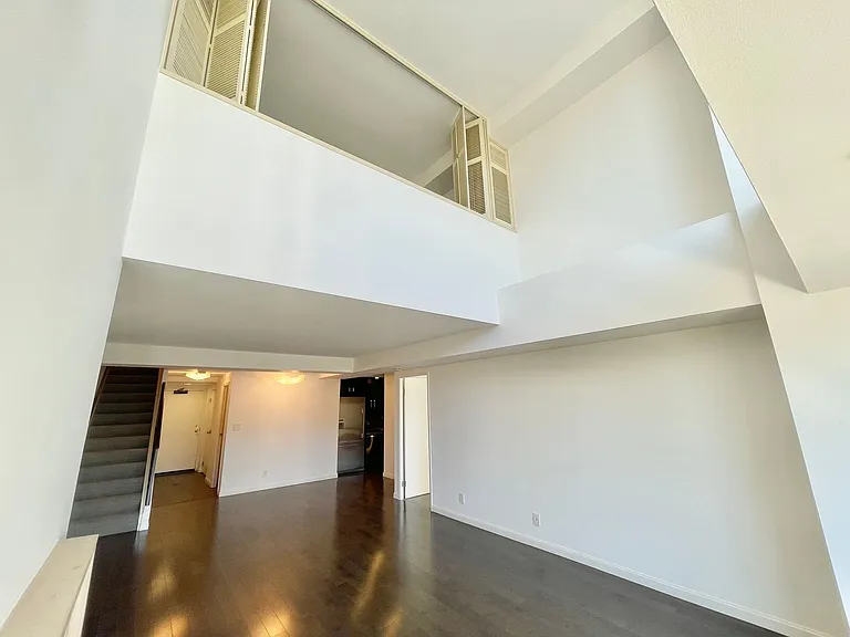 1177 California St #1132 — Photo 6