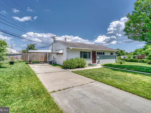 2416 Woodcroft Rd, Parkville, MD 21234