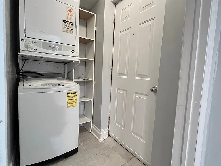 110 Springview Dr — Photo 10