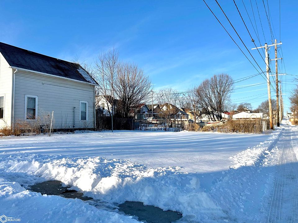 2nd image of 106 N 7th Ave