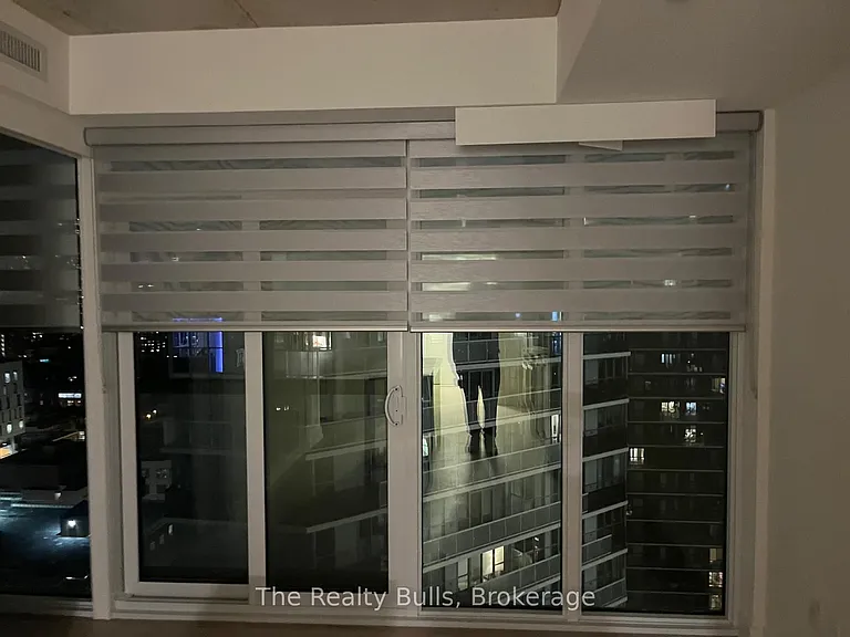 65 Mutual St #2407 — Photo 10