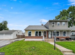 622 E Winona Ave, Norwood, PA 19074