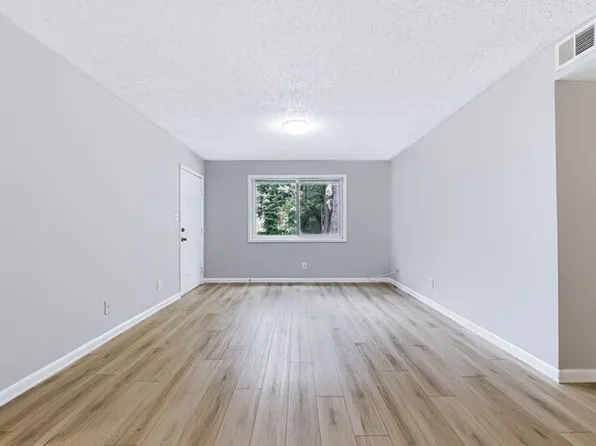 1637 Line Cir #1, Decatur, GA 30032