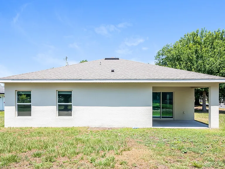 1013 Coatbridge Dr — Photo 16