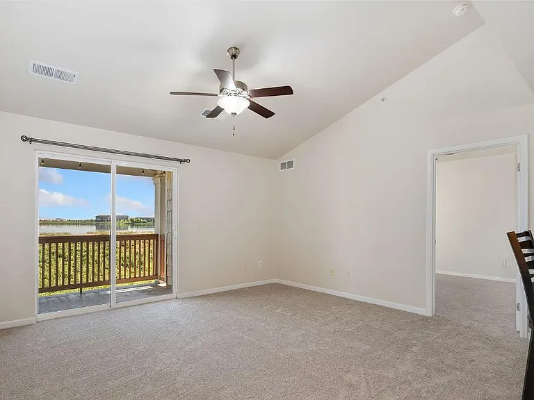 4905 Hahns Peak Dr #202 — Photo 17