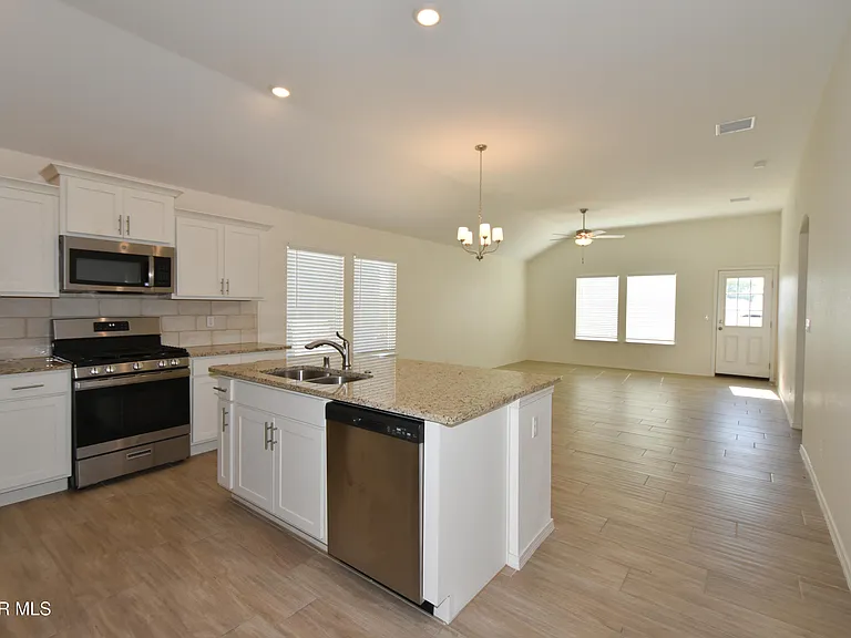 1253 Indigo Sky St — Photo 7