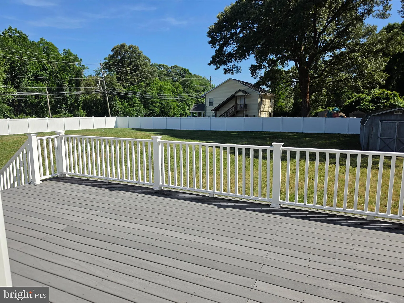 5 bed, 4.0 bath, 4600 sqft, $4,700 — Photo 4
