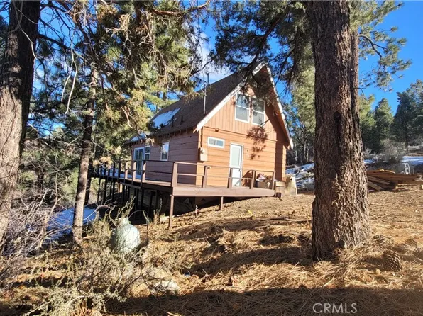 576 Marlowe Dr, Big Bear City, CA 92314