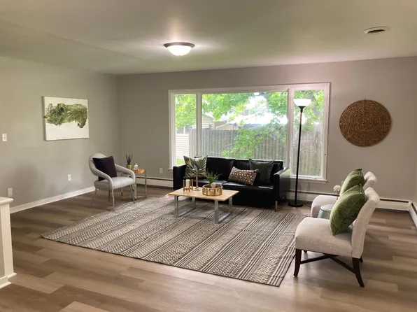 117 5th St NE, Mayer, MN 55360