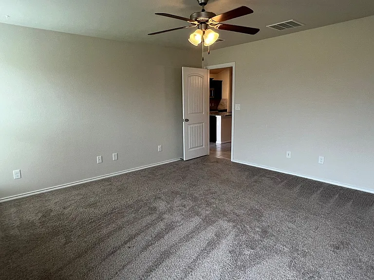 1704 Rattler Ln — Photo 7