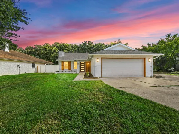 2814 Yorkhill Dr, Arlington, TX 76001