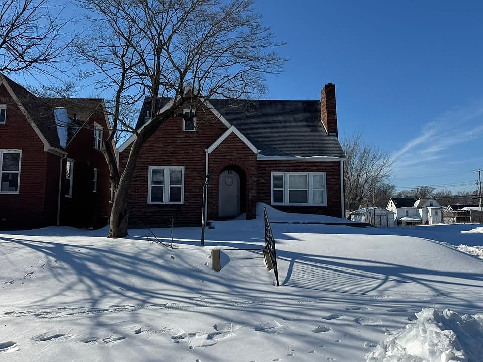 1st image of 31 N Henderson Ave