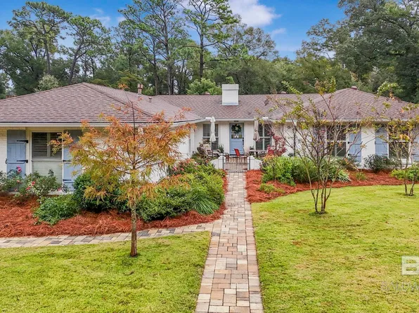 453 Boone Ln, Fairhope, AL 36532