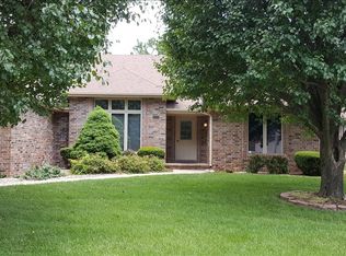 1201 W Cardinal St, Springfield, MO 65810