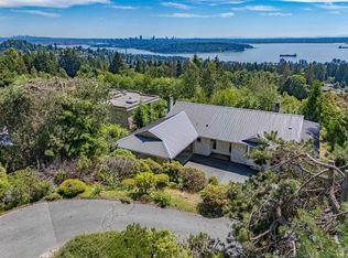 1368 Tyrol Rd, West Vancouver, BC V7S 2L6