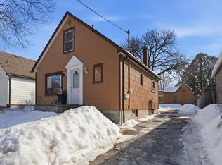 547 Wellington St N, Kitchener, ON N2H 5L6