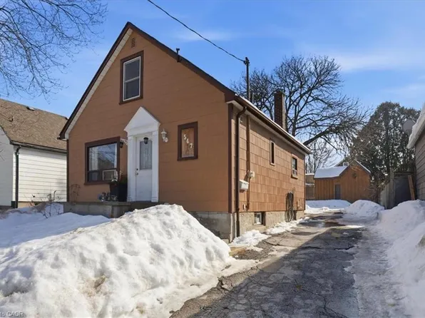 547 Wellington St N, Kitchener, ON N2H 5L6