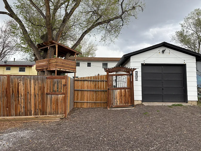 2421 N Sage St #B — Photo 24