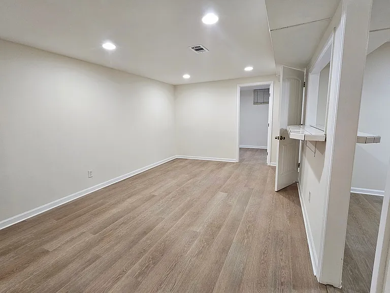 10495 E 22nd Ave #2 — Photo 6