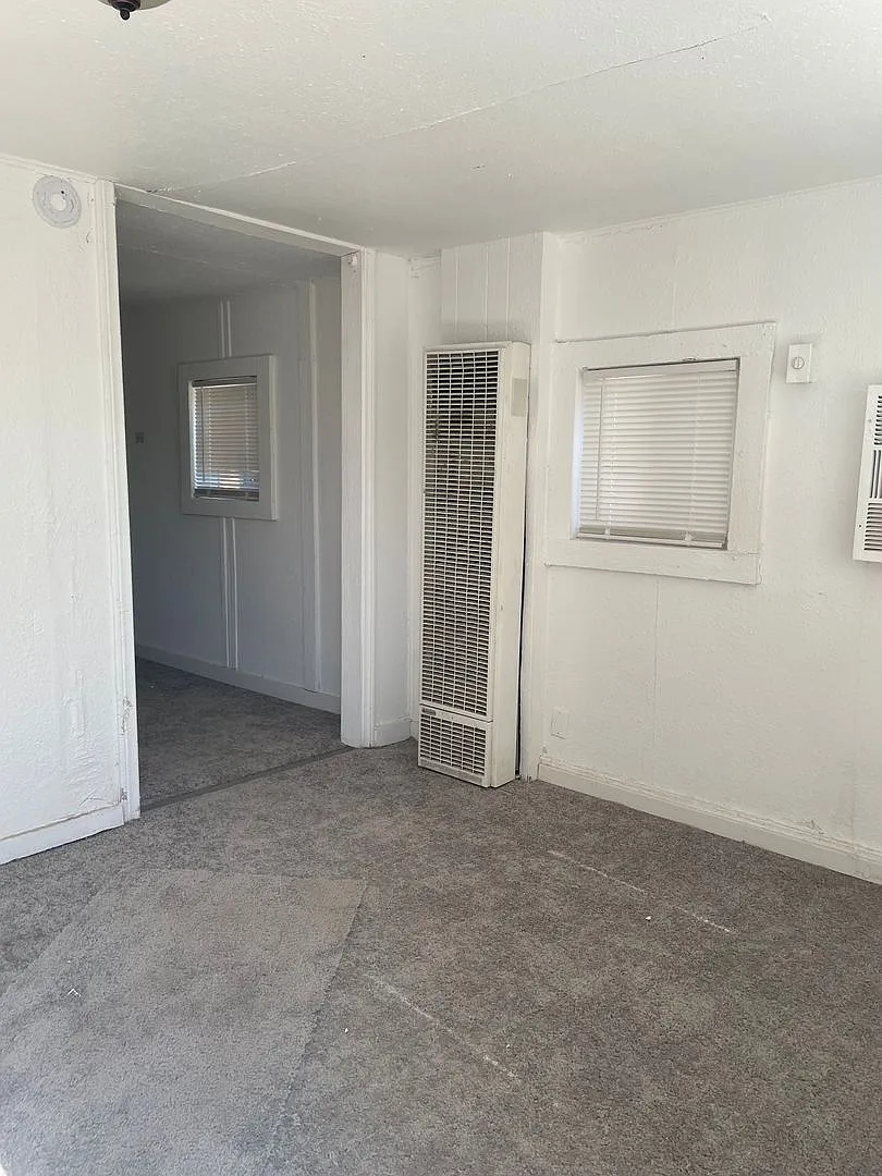 Convenient Living Awaits: Spacious Units Near Essential Amenities and Freeway Access — Photo 2