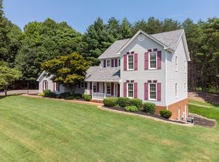 4083 Horsepen Mountain Dr, Vinton, VA 24179
