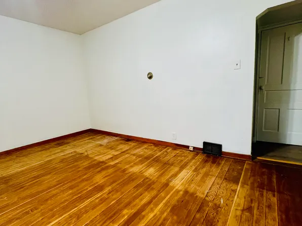 237 Penn St, Verona, PA 15147