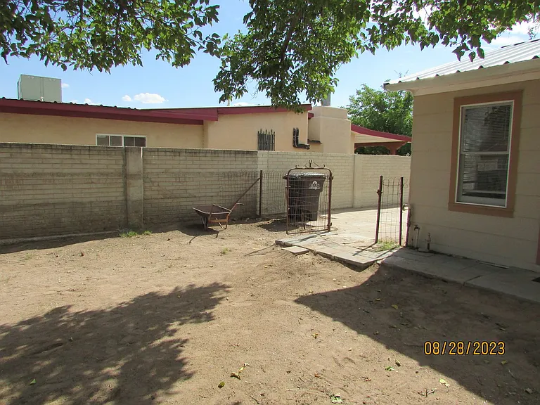 1103 S Platinum Ave — Photo 16