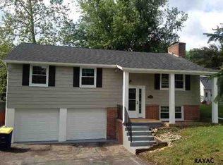 456 Clover St, Etters, PA 17319