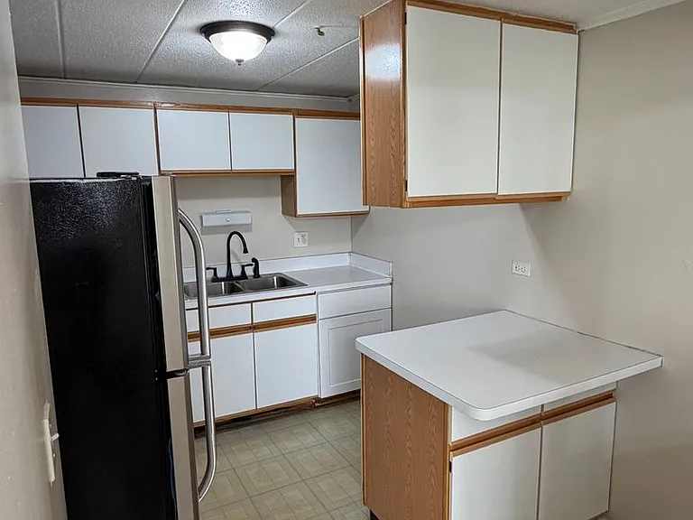 1112 Westover Ln #1B — Photo 9